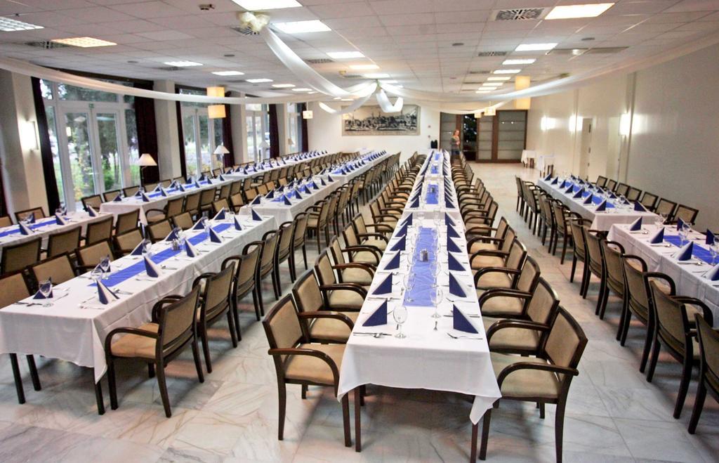 Hotel Claudius Szombathely Dış mekan fotoğraf