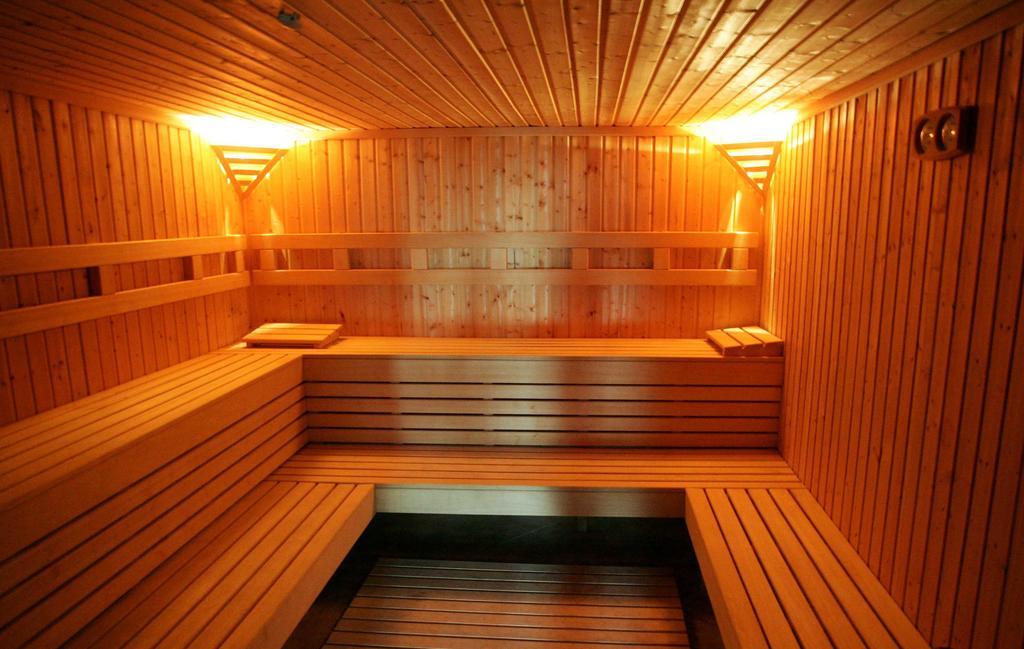 Hotel Claudius Szombathely Dış mekan fotoğraf