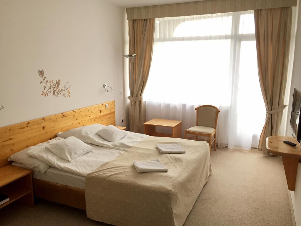Hotel Claudius Szombathely Dış mekan fotoğraf